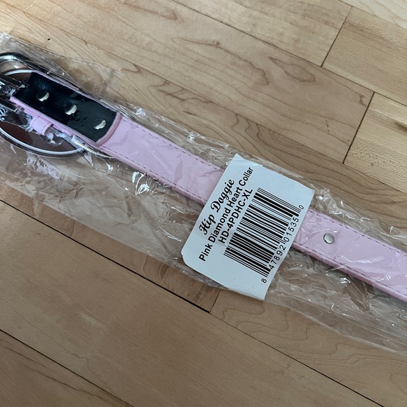 Rhinestone Hearts XL Dog Collar - Picture 6 of 6